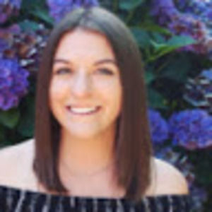 Meet your Posher, Chloe